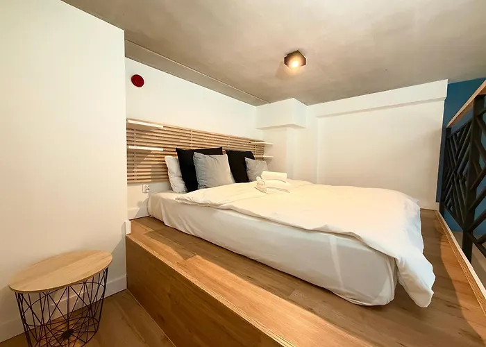 Apartman Airport With Mezzanine By Bookinghost *