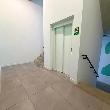 Apartamento Airport With Mezzanine By Bookinghost *