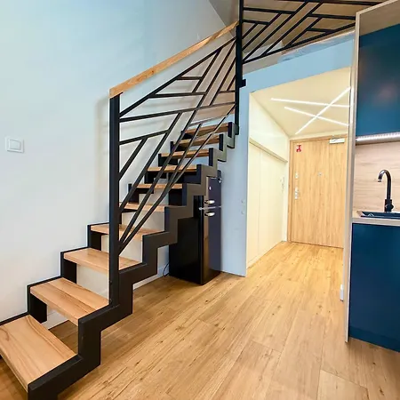 Airport With Mezzanine By Bookinghost Apartamento Wrocław