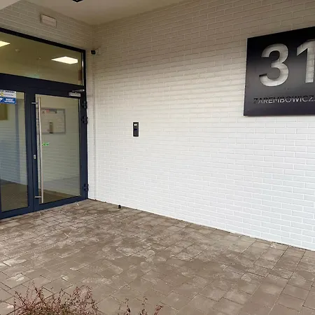 Airport With Mezzanine By Bookinghost