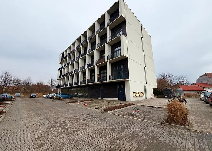Airport With Mezzanine By Bookinghost
